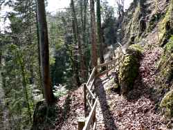 path to St Iddaburg