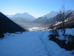 Down towards Lavin